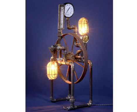 Original-"Steampunk"-Lampe  Zeitgenössische industrielle Skulptur aus Manometern, Ventilen, einem Thermometer von Weksler, St