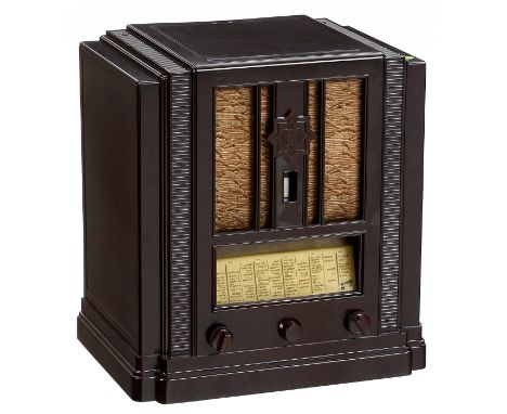 Radioempfänger Telefunken Modell 653 WL "Bayreuth", 1934  Telefunken Deutschland (TFK). 6 Röhren (3 fehlen), Netzanschluß, We