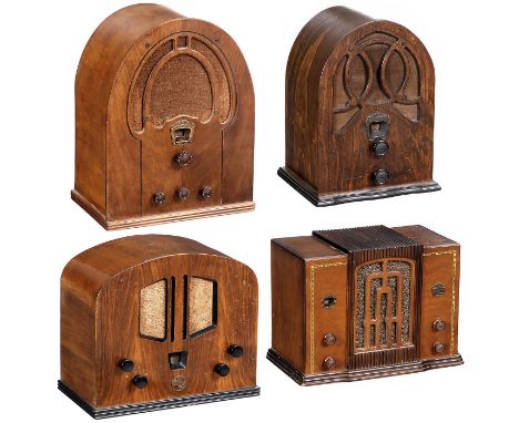 4 kleine Radioempfänger in Holzgehäusen  1) Philips 938AS, Philips Tschechoslowakei, Praha-Hloubetin, um 1938, 4 Röhren, LW u