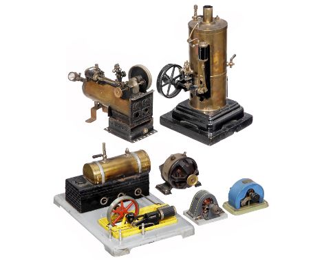 3 Dampfmaschinen zum Restaurieren und 3 Dynamos  1) Märklin, stehende Dampfmaschine, Höhe 34 cm, ohne Brenner und Schornstein