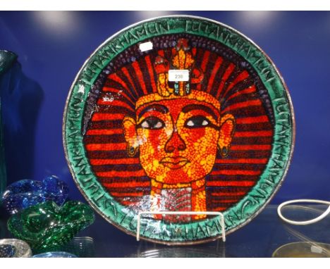 POOLE POTTERY STUDIOS; A Limited Edition Charger, 'Tutankhamun' designed by Nikki Massarello, 27/50 (boxed)