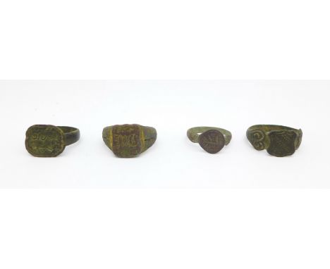 Four bronze rings, metal detecting finds 