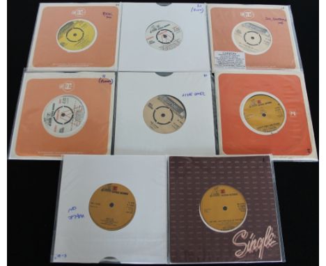 NEIL YOUNG - Super pack of 8 x 7" singles on Reprise with very rare promos. Titles are Cinnamon Girl (promo RS 23462), When Y