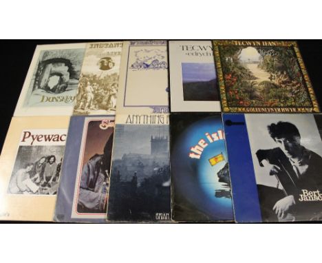 FOLK - Lovely selection of 25 x LPs with some great private rarities! Artists/titles include Interlude - Dunskey Castle (SP 3