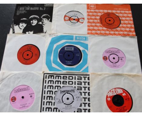 60s SINGLES - Superb collection of around 50 x 7" singles with presented in lovely condition throughout. Artists/titles inclu