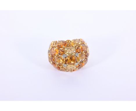 18K Gold, Orange Citrine Cluster Ring. Stamped inside band. Ring Size: 6.75 Total Weight: 19.4 g. - All silver, gold and/or j