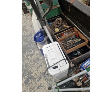 A HUMIDIFIER, AN EASYVAC CLEANER, ANOTHER BY ELECTROLUX, A SPRAY GUN, GARDEN TOOLS, A CAMPING LIGHT, ETC