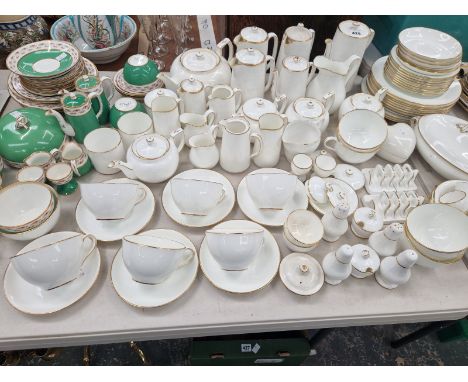 A HAMMERSLEY GILT RIMMED WHITE BREAKFAST SET TOGETHER WITH AN AYNSLEY GREEN BANDED SET