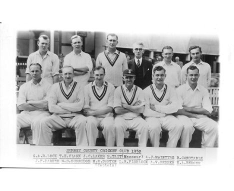 CRICKET - ORIGINAL VINTAGE 1950 SURREY PHOTO BY ALBERT WILKES
Postcard size
Good condition for age
Ref G