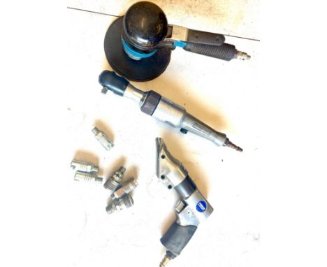 Selection of air tools to include Powercraft nibbler, Bosch sander, Snap on wrench plus adapters