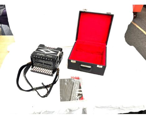 Cased Deano Baffetti melodeon black pearl accordian 