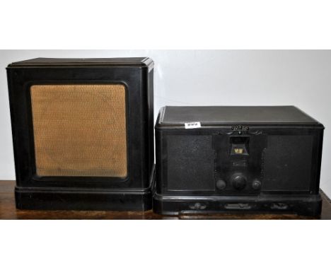 An Ekco Bakelite radio and matching speaker.
