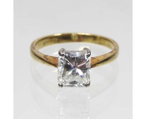 An 18 carat gold princess cut solitaire diamond ring, approximately 1.75 carats, 2.7g, size K, boxed