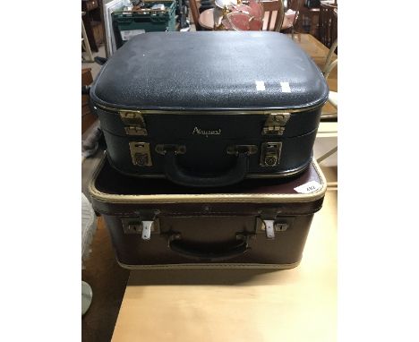 2 VINTAGE CASES