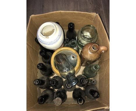 1 BOX OF VINTAGE BOTTLES