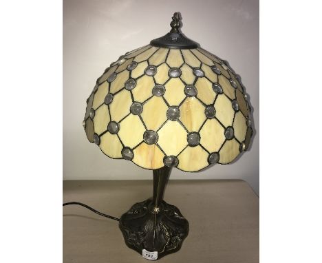 TIFFANY STYLE LAMP