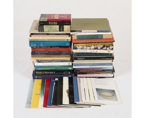 Large group of books covering Asian art history including: Chinese ceramics, rugs and carpets, terracotta armies, fakes and f