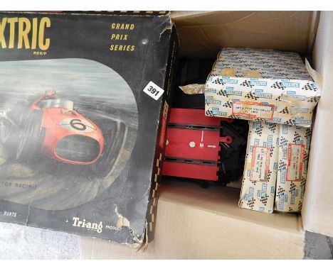 OLD SCALEXTRIC BOX WITH JUST TRACK, HUMPED TRACK & QTY OF ADAPTOR PIECES , SHORT STRAIGHTS & LAP COUNTER