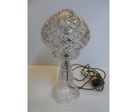 Stunning 1920s cut glass table lamp,31 cm tall 