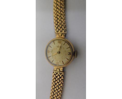 Vintage ladies Tissot 9ct gold watch &amp; 9ct gold strap (22 grams gross) 