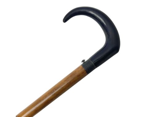 Late 19th/early 20th century 7mm walking stick gun with cane shrouded 63.5cm(25") barrel, horn handle and button trigger L88c