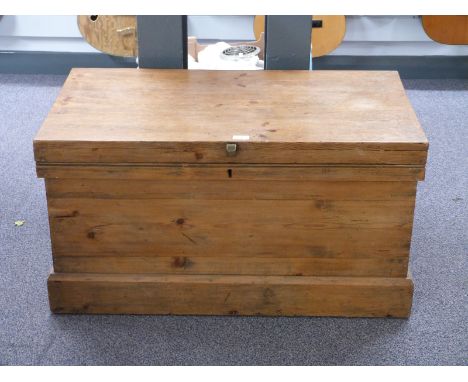 Pine trunk or blanket box, W92 x D50 x H49cm