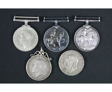 Collection of full size British service medals to include four First World War Victory medals, two named, issued to; 5582 PTE