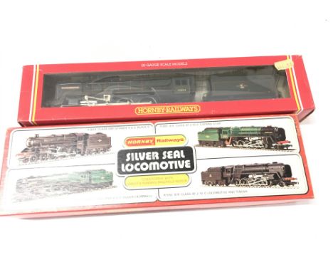 2x boxed 00 gauge model locomotives by Hornby including R.329. BR. 4.6.2. William Shakespeare. and R.550. BR 2.10.0 Black liv