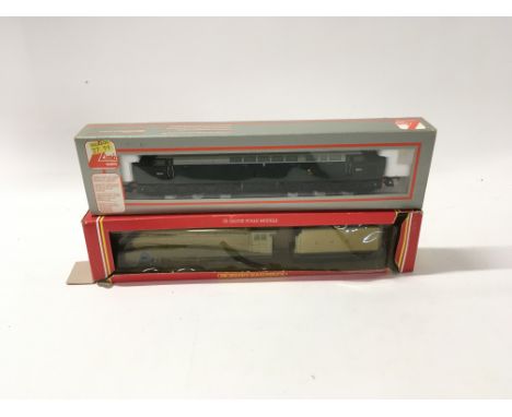 2x boxed model locomotives 00 gauge. Includes Hornby R.099 LNER 4.6.2. Silver Fox box worn. Also includes Lima no. 205062 Cla