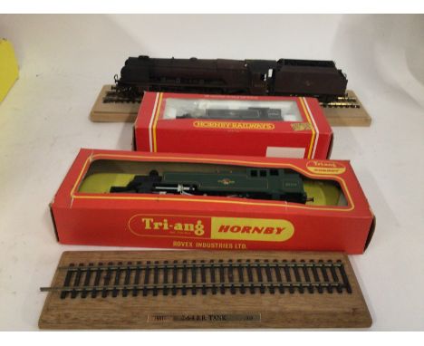 3x Hornby locomotives 2 boxed one loose on display track. Includes R2015 city of Bradfordâ€™s..R053 BR class 3F.. R 59S Class