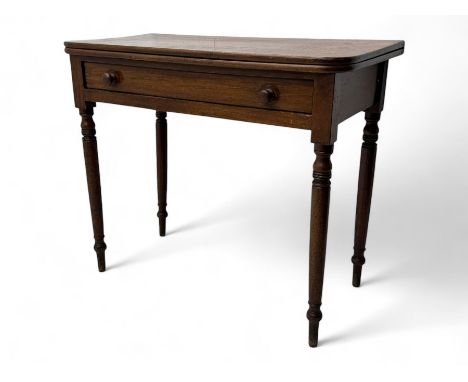Victorian mahogany fold top card table, rectangular fold-over top with rounded corners, fitted with a single frieze drawer wi