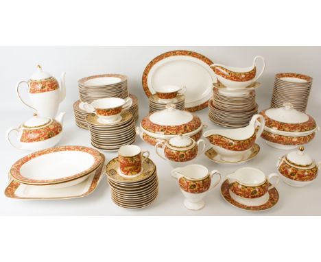 An extensive Wedgwood bone china Persia pattern part dinner service comprising: 14 x 27 cm, 13 x 21 cm and 13 x 7.5 cm plates