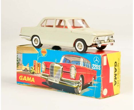 Gama, BMW 1800 in Okt 220 S, W.-Germany, 22 cm, Gem,Bw, UW ok, min. Klebereste auf Bodenplatte, sonst sehr guter Zustand, Gam