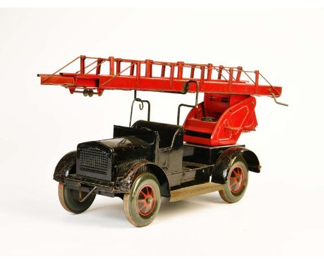 Feuerwehr, 59 cm, Blech, ohne Funktion, LM, 1 Halterung + Stange fehlt, Z 3-4, Fire Engine, tin, without function, paint d., 