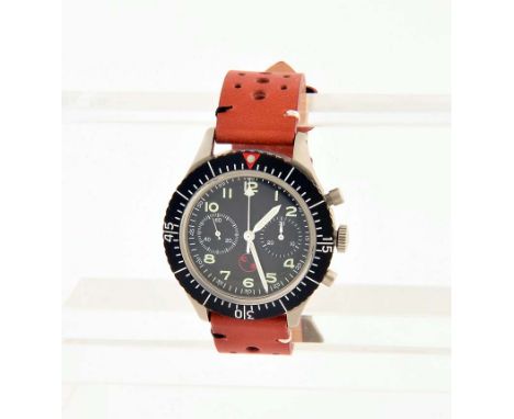 Bundeswehr Uhr HKED F 71 von 2015, 42 mm, neuwertig + ungetragen, German Army Watch HKED F 71from  2015, as new + unused