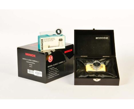 Minox, Digital Classic Camera 5,1 in Holzbox + Minox Filmlupe, 8 cm, Okt Z 1/1-, Z 1/1-, Minox, Digital Classic Camera 5,1 in