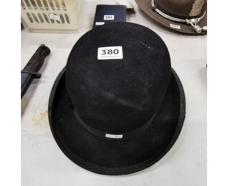 VINTAGE BOWLER HAT