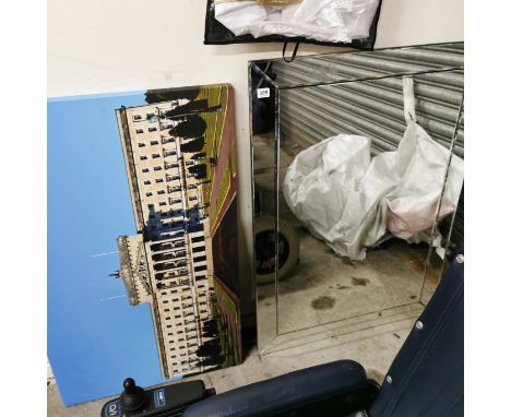MIRROR AND STORMONT PRINT
