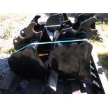 Kubota 24in Quick Attach Compact Excavator Tooth Bucket