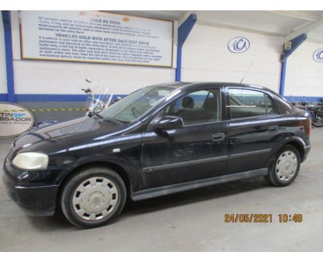 Make &amp; Model: Vauxhall Astra LS 8VDate of Reg: EY52 AZLColour: Blackcc: 1598MoT: 10-09-2021Fuel Type: PETROLMileage: 120k