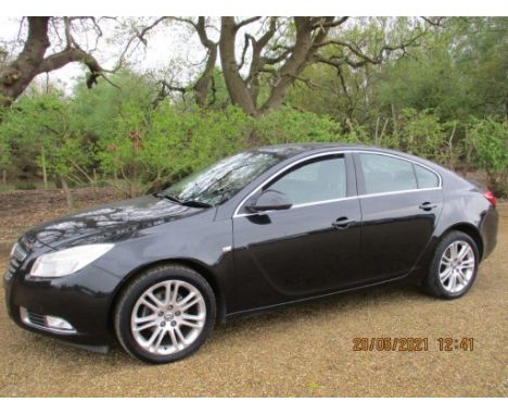 Make &amp; Model: Vauxhall Insignia Excnav CDTIDate of Reg: EY60 XKWColour: Blackcc: 1956MoT: 25-03-2022Fuel Type: DIESELMile