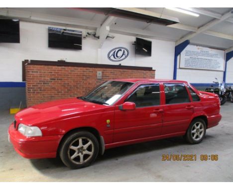 Make &amp; Model: Volvo S70 20VDate of Reg: R549 PNLColour: Redcc: 2435MoT: 16-09-2021Fuel Type: PETROLMileage: 129kTransmiss