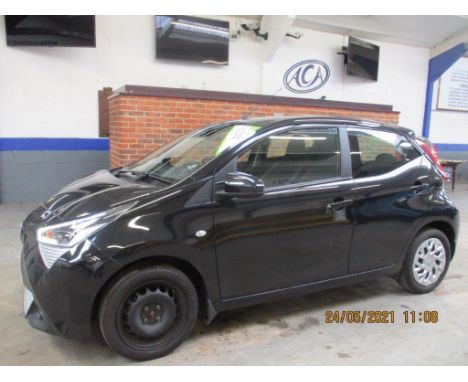 Make &amp; Model: Toyota Aygo X-Play VVTI-IDate of Reg: GJ68 TGVColour: Blackcc: 998MoT: 27-09-2021Fuel Type: PETROLMileage: 