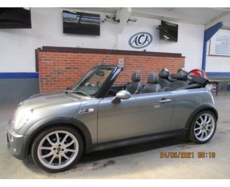 Make &amp; Model: Mini Cooper SDate of Reg: DK05 YSPColour: Greycc: 1598MoT: 11-05-2022Fuel Type: PETROLMileage: 76kTransmiss
