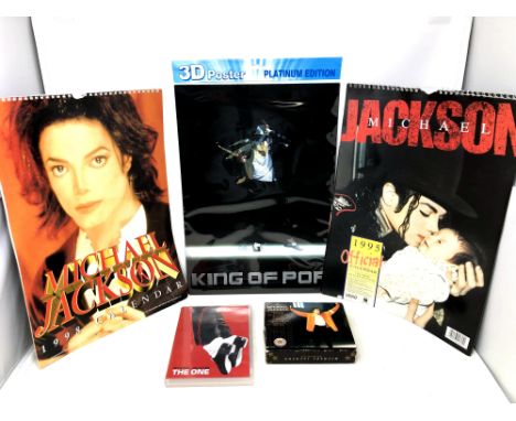 Michael Jackson 1992 Tour Souvenir picture cd's boxed from his greatest hits from 'Off the Wall' 'Thriller' 'Bad' and 'Danger