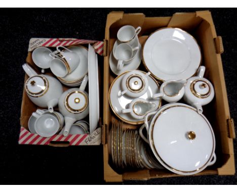 An extensive Czechoslovakian white and gilt tea and dinner service 