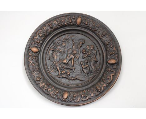 A HEAVY VINTAGE BRONZED MYTHOLOGY PLAQUE, 'THE JUDGEMENT OF PARIS', DIAMETER 31CM