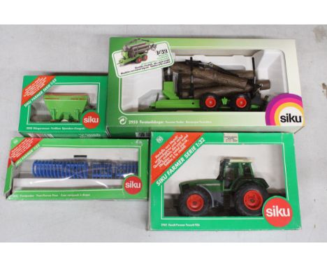 FOUR SIKU 1:32 SCALE FARM MODELS TO INCLUDE A FENDT FARMER FAVORIT 926 TRACTOR, A FRONT FURROS, A FERTILIZER AND A FORESTER T