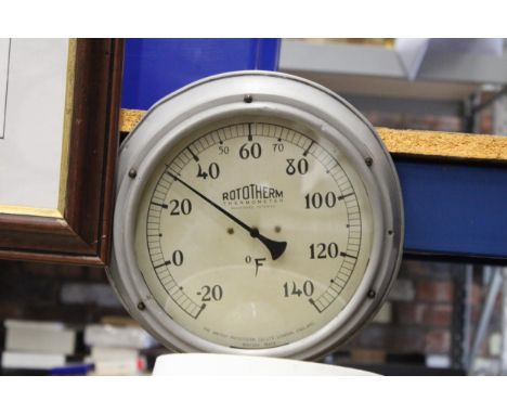 A VINTAGE BRITISH 'ROTOTHERM' WALL THERMOMETER