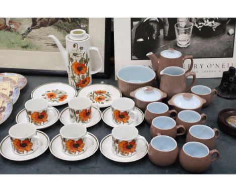 A RETRO ALFRED MEAKIN 'POPPY' COFFEE SET TO INCLUDE A COFFEE POT, CUPS, SAUCERS AND TWO SIDE PLATES PLUS A QUANTITY OF LANGLE